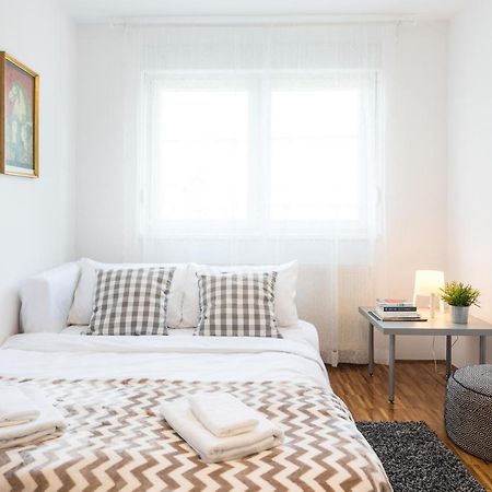 Spacious 2Bdr Apartment - Free Parking Zagreb Luaran gambar