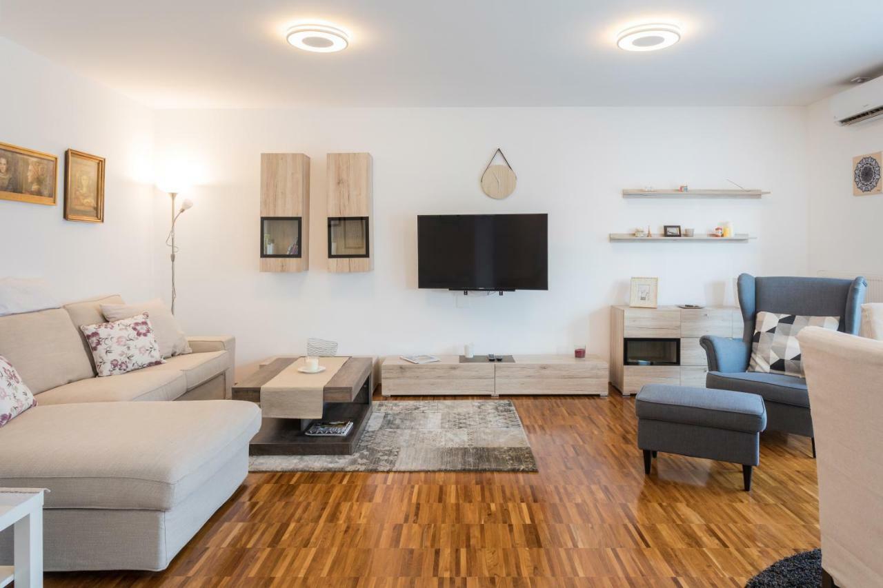 Spacious 2Bdr Apartment - Free Parking Zagreb Luaran gambar